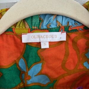 Olivaceous Floral Top